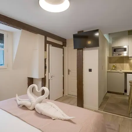 Apartment Studio 2pers # Ile St Louis # Bord De Seine Paris